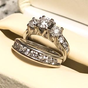 3 stone engagement ring and wedding band set